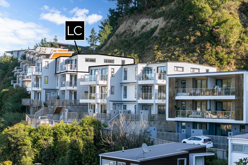 6/69 Tiketike Way, Brooklyn, Wellington - Carousel 2