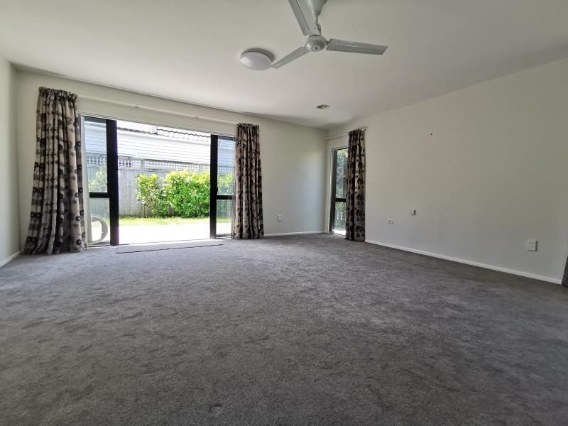 29 Falkirk Avenue, Seatoun, Wellington - Carousel 2