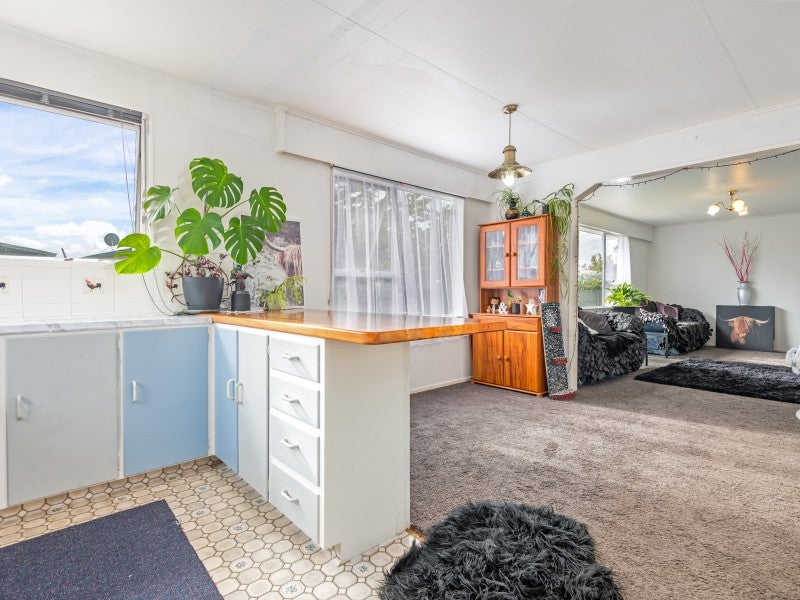 46 Monowai Place, Westbrook, Palmerston North - Carousel 1