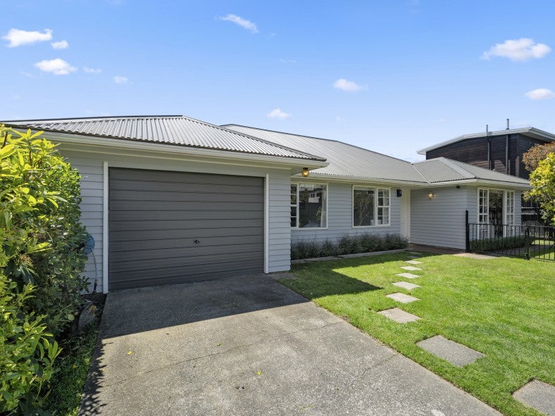 50 John Sims Drive, Broadmeadows, Wellington - Carousel 1