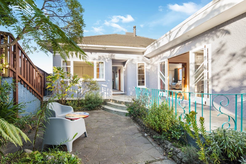 47 Mccoll Street, Vogeltown, Wellington - Carousel 1