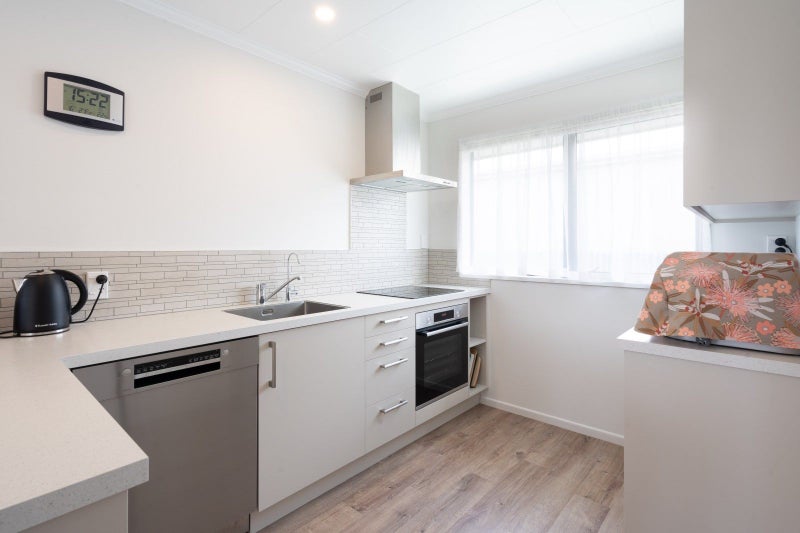 13B Young Street, Saint Kilda, Dunedin - Carousel 2