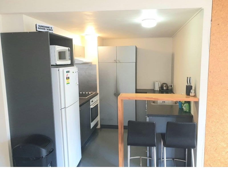 16/8 Leeds Street, Te Aro, Wellington - Carousel 2