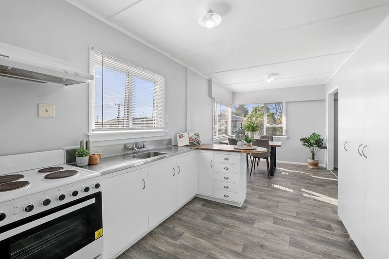 18D Saxton Road, Upper Vogeltown, New Plymouth - Carousel 2