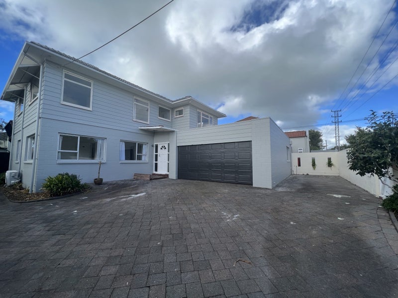 2/20 Francis Street, Hauraki, Auckland - Carousel 1