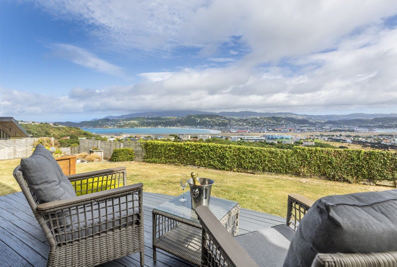 71A Sidlaw Street, Strathmore Park, Wellington - Carousel 2