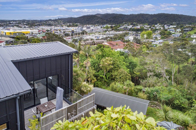 6 The Bluff, Riverside, Whangarei - Carousel 1