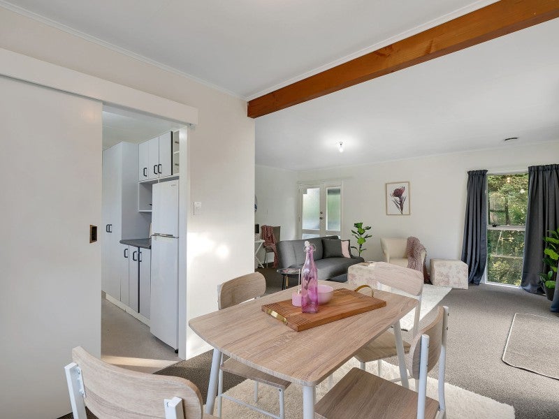 72 Awatea Street, Ranui, Porirua - Carousel 2