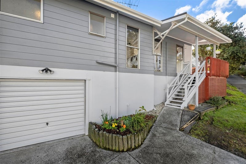 2/49 Simon Ellice Drive, Bayview, Auckland - Carousel 2