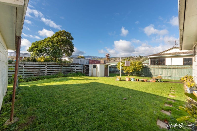 46 Henry Street, Ebdentown, Upper Hutt - Carousel 2