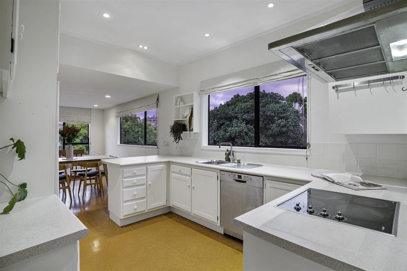 112 Oakdale Road, Mount Roskill, Auckland - Carousel 20