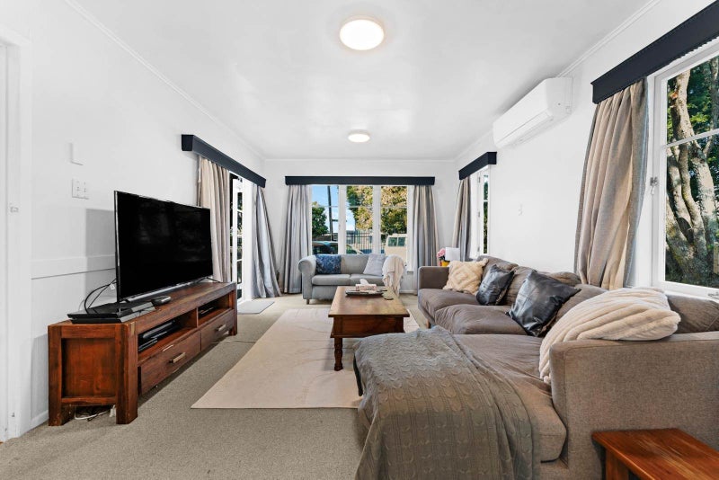 53 Henderson Valley Road, Henderson, Auckland - Carousel 2