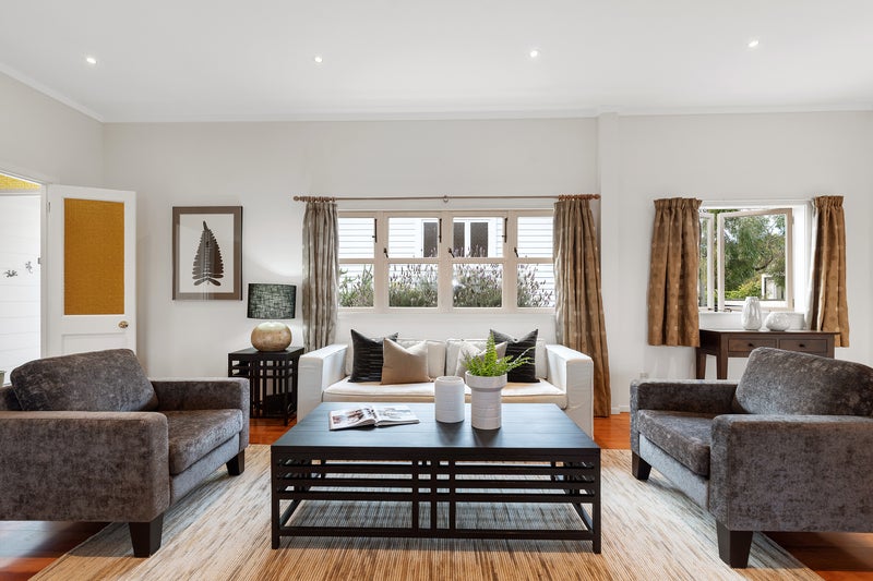 21 Church Street, Northcote Point, Auckland - Carousel 1