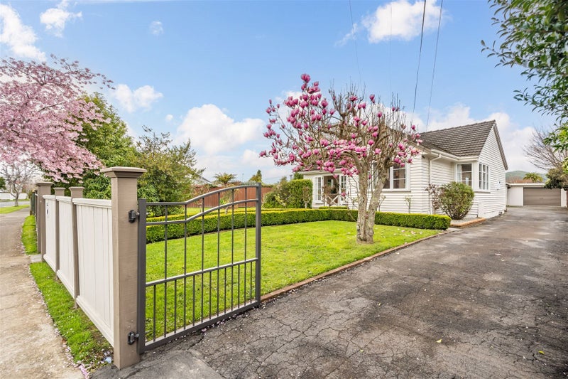 75 Shakespeare Avenue, Trentham, Upper Hutt - Carousel 2