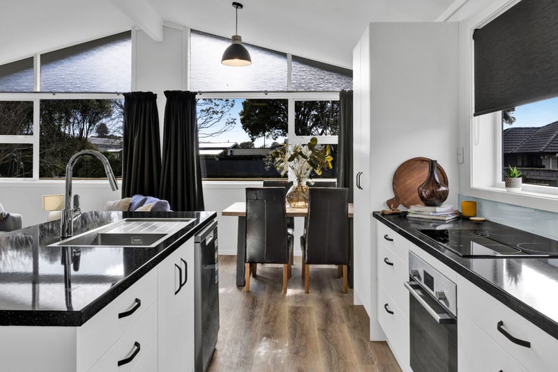 11A Chesney Street, Bell Block, New Plymouth - Carousel 2