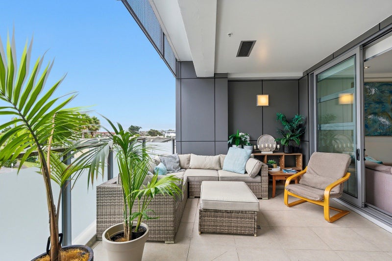 108/16 Huron Street, Takapuna, Auckland - Carousel 1