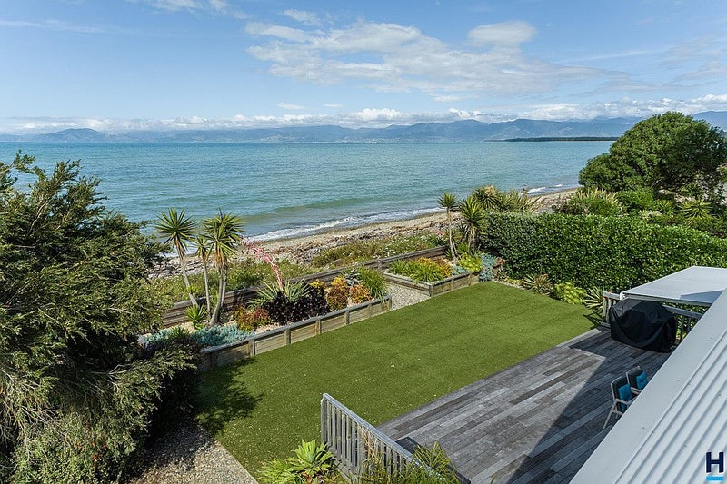 182 Stafford Drive, Ruby Bay, Mapua - Carousel 1