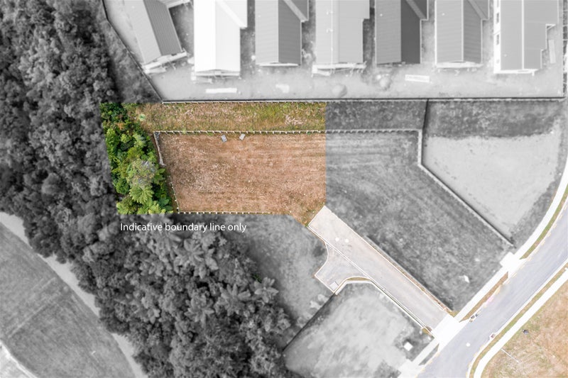 14 Rewarewa Way, Timberlea, Upper Hutt - Carousel 14