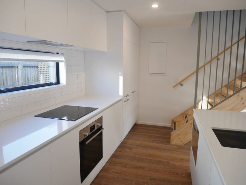 3/23 Hills Road, Edgeware, Christchurch - Carousel 2