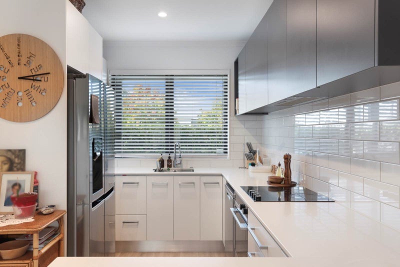 59 William Wallbank Crescent, Swanson, Auckland - Carousel 2