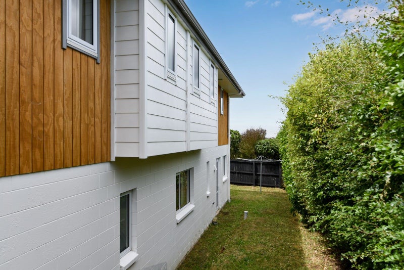 24A Helensburgh Road, Halfway Bush, Dunedin - Carousel 35