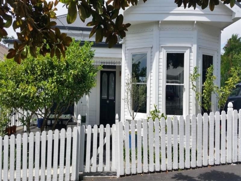 19 Anglesea Street, Freemans Bay, Auckland - Carousel 1