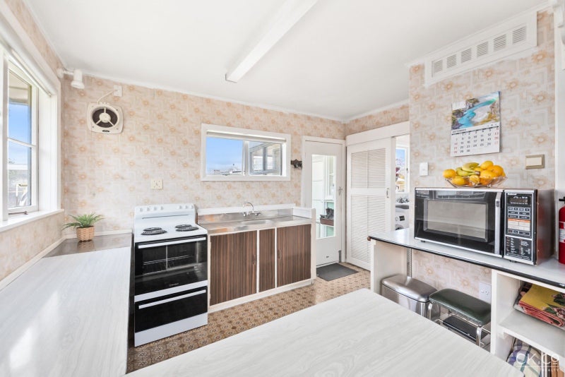 53 McLeod Street, Elderslea, Upper Hutt - Carousel 2