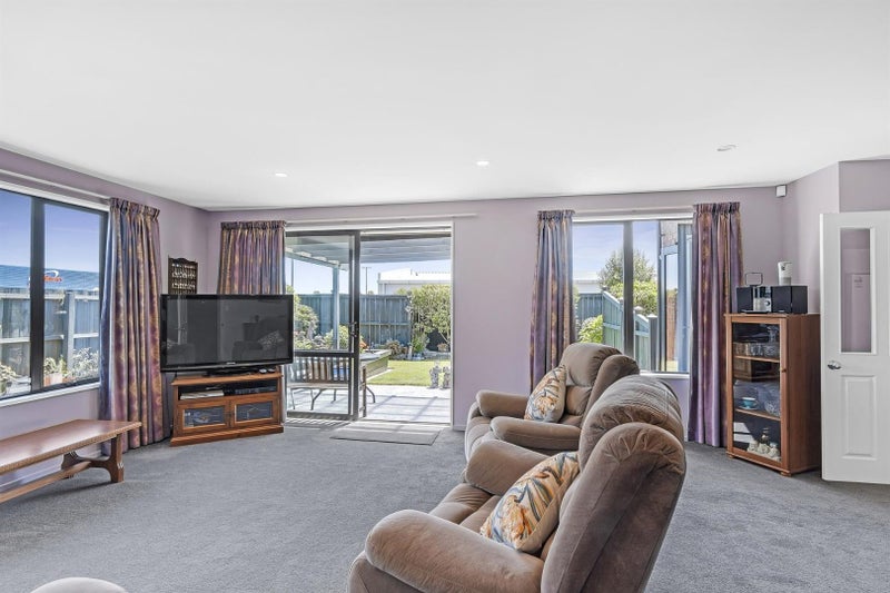 12 Highwood Lane, Burnside, Christchurch - Carousel 2