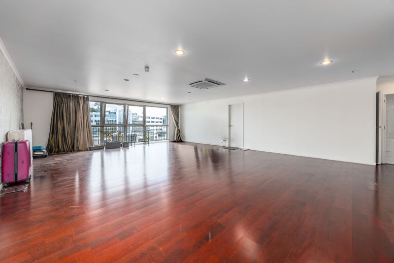 705/26 Remuera Road, Newmarket, Auckland - Carousel 2
