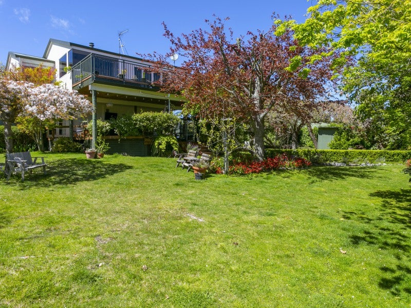 31 Chesham Avenue, Waipahihi, Taupo - Carousel 1