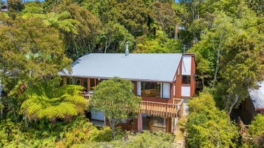 35 Hauraki Terrace, Turangi - Carousel 1