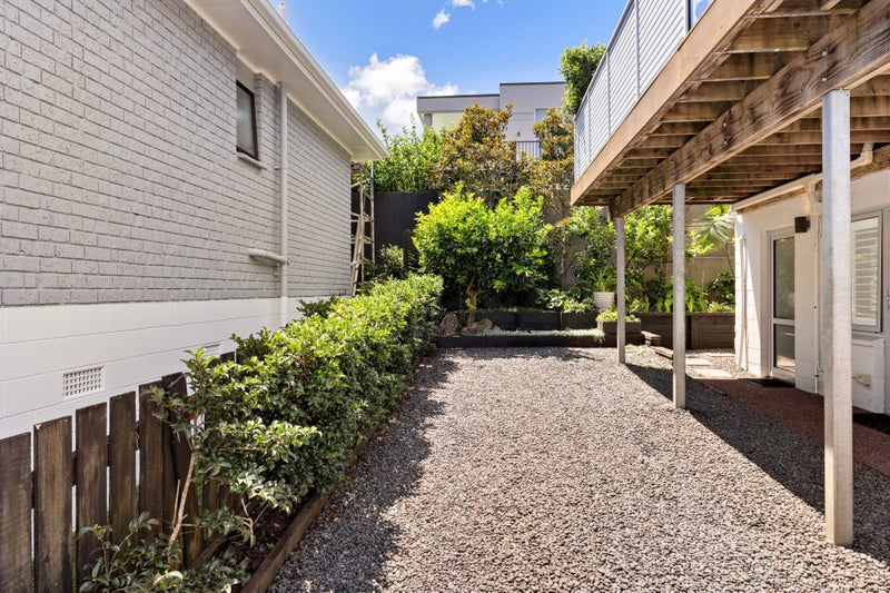 1/23 Ngaiwi Street, Orakei, Auckland - Carousel 11