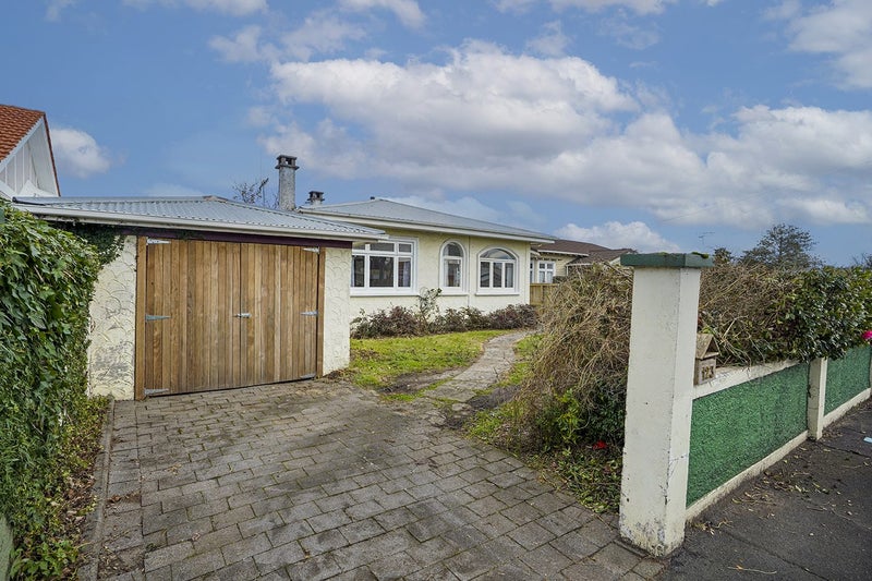 123 Grey Street, Hamilton East, Hamilton - Carousel 23