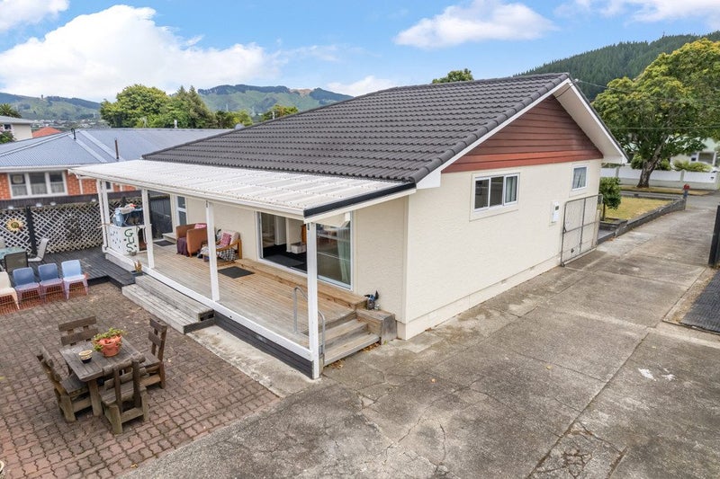 3 Hall Grove, Ebdentown, Upper Hutt - Carousel 2