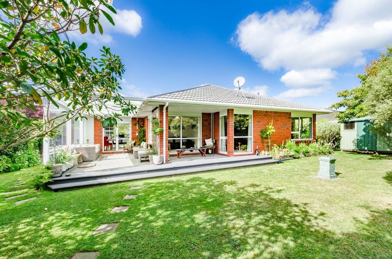 26 Awanui Drive, Waikanae - Carousel 1