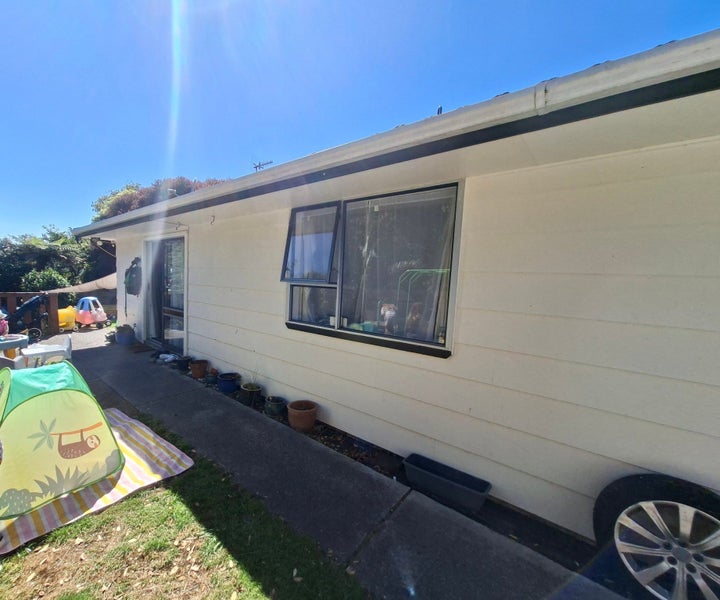 79B Martin Road, Paraparaumu Beach, Paraparaumu - Carousel 1