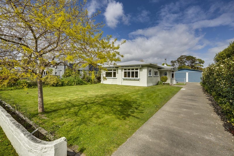 6 Mckenzie Avenue, Marewa, Napier - Carousel 1