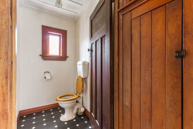 21 Onewa Road, Northcote, Auckland - Carousel 8