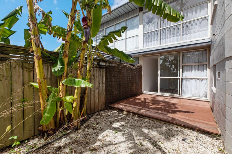 14/32 Blockhouse Bay Road, Avondale, Auckland - Carousel 1