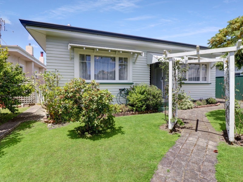 8 Hunter Street, Te Hapara, Gisborne - Carousel 1