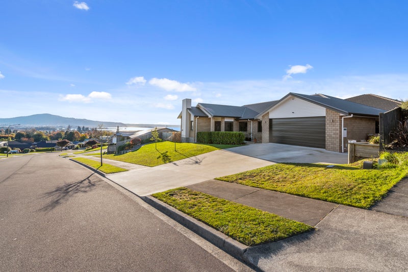 22 Butler Place, Lynmore, Rotorua - Carousel 32