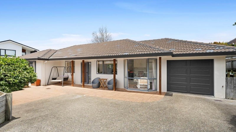 47A Andrew Road, Howick, Auckland - Carousel 1