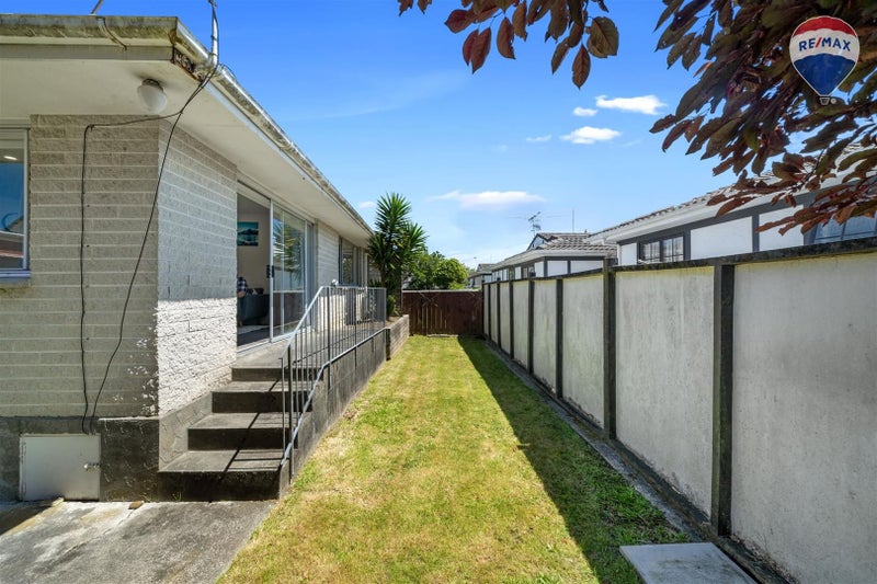 3/5 Islington Street, Trentham, Upper Hutt - Carousel 11