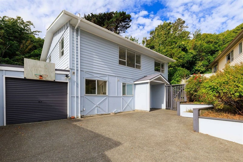 34 Glanmire Road, Newlands, Wellington - Carousel 2