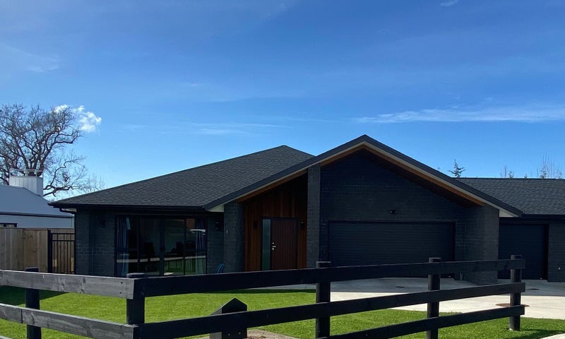 10 Benjamin Place, Papakura - Carousel 2