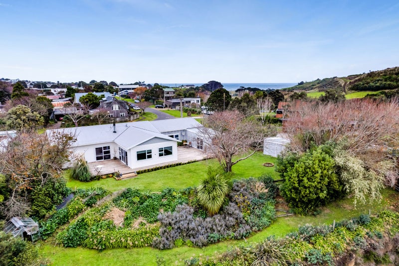 34 Kawei Road, Hawera - Carousel 1