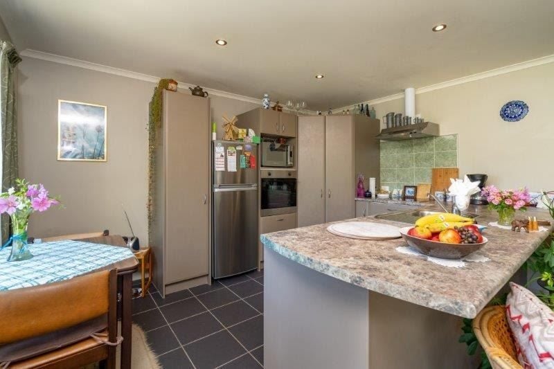 13 Kennard Crescent, Karitane, Waikouaiti - Carousel 2