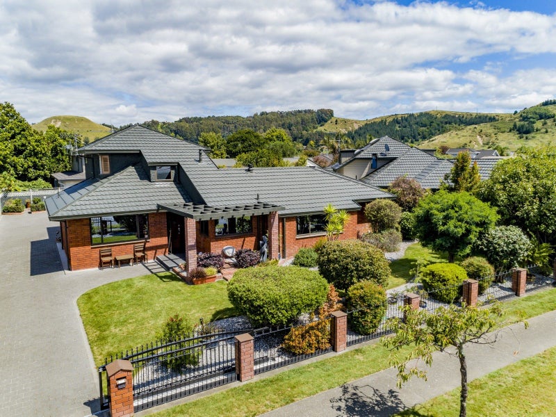 210 Auckland Road, Greenmeadows, Napier - Carousel 1