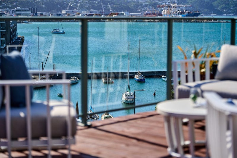 63 Roxburgh Street, Mount Victoria, Wellington - Carousel 1