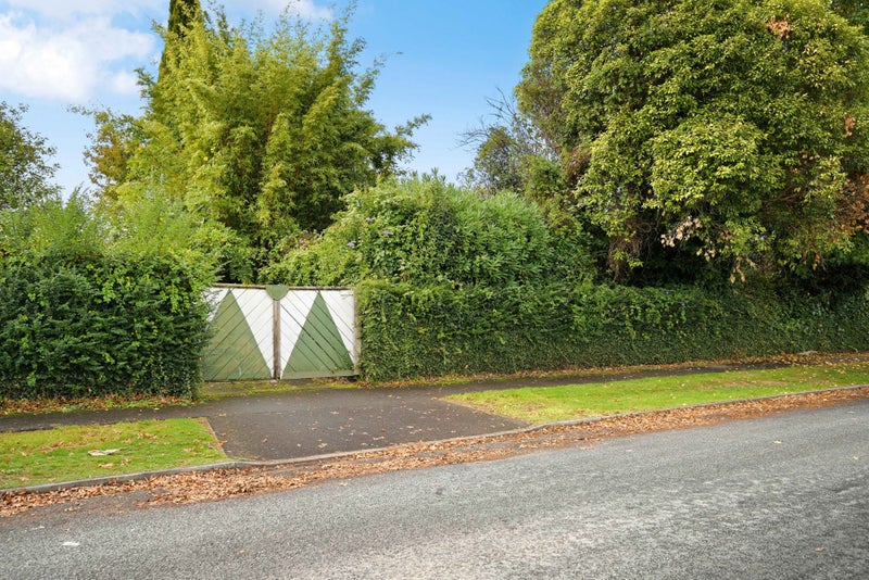 61 Holland Road, Fairfield, Hamilton - Carousel 25